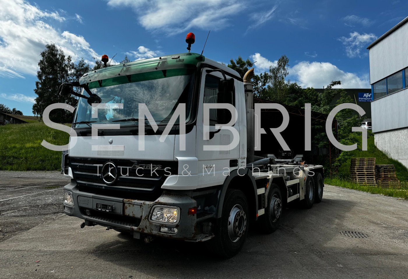 20240605_085058335_iOS